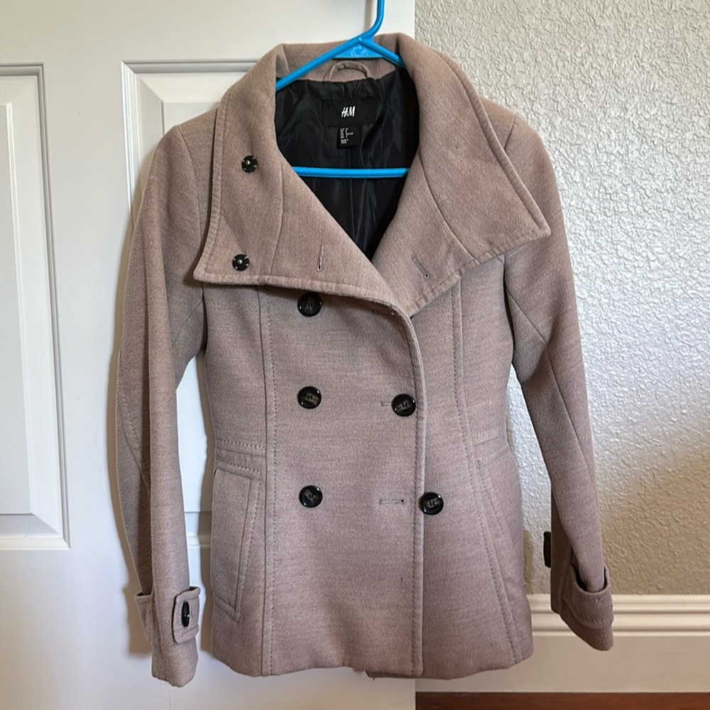 ❤️ H&M ❤️ tan / beige women’s peacoat